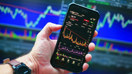 Inflația, principala grijă a investitorilor români. Cum își protejează economiile
