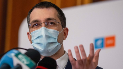 Vlad Voiculescu, urmărit penal în dosarul vaccinurilor anti-COVID, spune că Ursula von der Leyen trebuia să facă publice mesajele cu CEO-ul Pfizer
