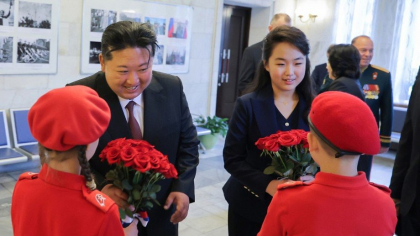 Kim Ju Ae, fiica liderului de la Phenian, tot mai vizibilă. Este începutul unei noi succesiuni în dinastia Kim?