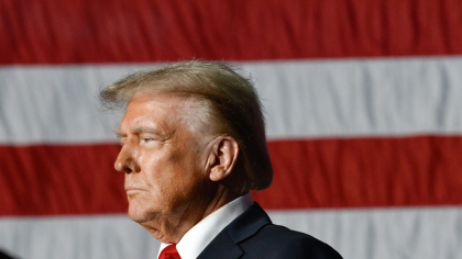 Naumescu îl gâdilă pe Trump