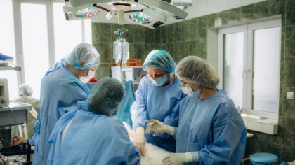 Au apărut noi informații în cazul femeii decedate la scurt timp după naștere, într-un spital din Constanța. Din ce motiv ar fi refuzat intervențiile chirurgicale