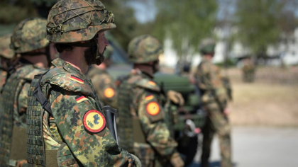 O mare puterea mondială ar putea reintroduce serviciul militar obligatoriu, din cauza amenințării Rusiei: „Avem nevoie de încă 100.000 de soldați”