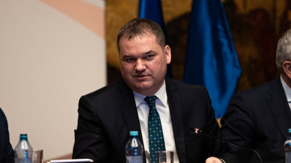 Regulile noi care te forțează să-ți achiți taxele. La ce să te aștepți dacă rămâi fără permis sau vrei să cumperi o mașină și ești dator la stat
