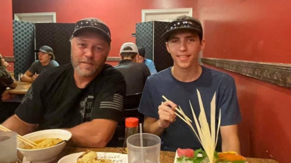 Un caz care zguduie America. Ce l-a împins pe Tyler Robinson să-l ucidă pe Charlie Kirk? Povestea studentului „rătăcit ideologic” crescut într-o familie MAGA