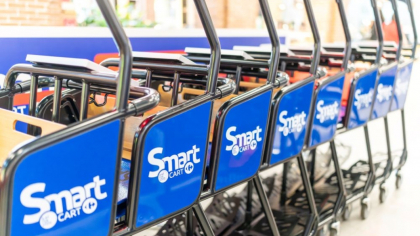 Carrefour România lansează coșul de cumpărături cu GPS care te duce direct la reduceri și te ajută să faci economii. Afli în timp real care este suma produselor din coș și plătești fără să le mai scanezi