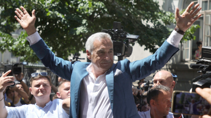 Călin Georgescu află astăzi dacă va rămâne sub control judiciar