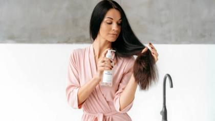 Șampon natural de casă care oprește căderea părului și stimulează creșterea rapidă