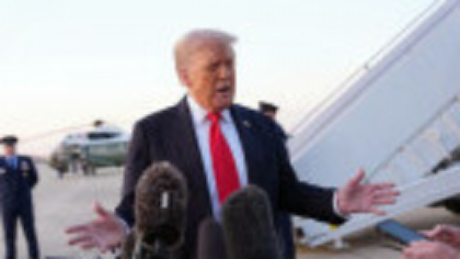 Măsuri de securitate extreme pentru vizita lui Trump în Marea Britanie. Bărbat arestat, președintele își aduce „Bestia”
