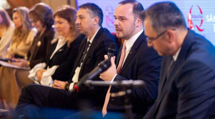 „În România, copiii dependenți de mediul online nu pot fi tratați.” Avertismentul dur al specialiștilor