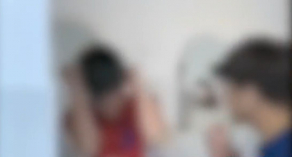 Elev bătut crunt într-un liceu din Neamţ: „Fața îi era tumefiată”. Mama copilului acuză şcoala că a încercat să muşamalizeze incidentul