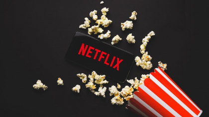 Comedia care face furori pe Netflix. Se află pe locul 4 și e inspirată din fapte reale