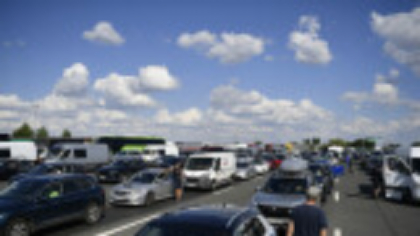 Controale stricte la Vama Sculeni, în semn de protest față de reducerile de sporuri. Timpii de așteptare vor crește