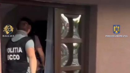 Fete seduse și explotate sexual în România, Italia și Marea Britanie. Erau tatuate cu chipul sau datele proxenetului