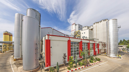 Producătorul Ursus şi Timişoreana investeşte 15 mil. euro în fabrica din Buzău. „Vom moderniza liniile de îmbuteliere şi vom automatiza anumite procese, iar astfel ne vom creşte eficienţa operaţională“. Un nou director general de la 1 iulie: Dan Timotin
