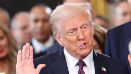 Trump joacă alba-neagra cu Iranul: „Poate lovesc, poate nu”. Teheranul amenință cu „consecințe ireparabile”