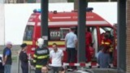 Alertă într-un supermarket din Brașov. Zeci de persoane evacuate după un posibil atac cu spray lacrimogen