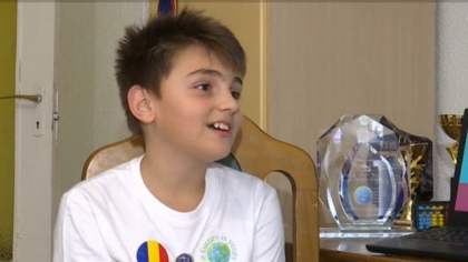 Povestea tânărului din Iași, părăsit de mamă, campion la matematică: „Fac calcule la viteza de 0.1 secunde”