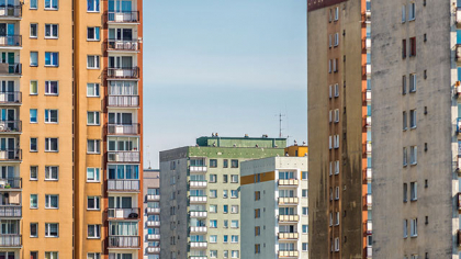 Deadline în imobiliare: Cine vrea să mai prindă TVA de 9% pentru locuinţele sub 600.000 de lei trebuie să semneze până la 1 august 2025 şi să finalizeze tranzacţia până la 1 august 2026