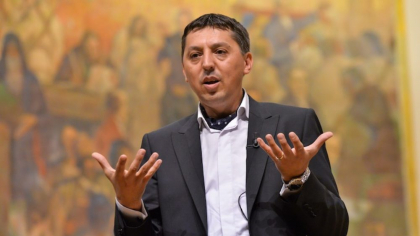 Daniel David despre burse: Nu mai avem bani să ducem acest sistem