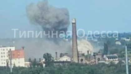 Alertă de raid aerian în Odesa. Rusia a lovit în miezul zilei clădiri rezidențiale cu drone kamikaze. Mai multe persoane au fost rănite VIDEO