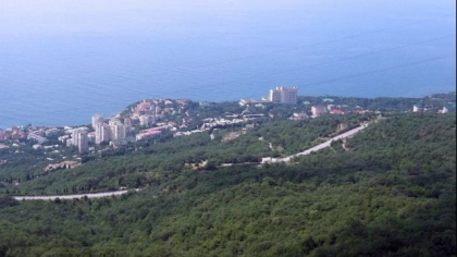 Dronele ucrainene au lovit un resort din Crimeea ocupată, aproape de vilele de stat ale Rusiei unde ar fi fost „oaspeți importanți”