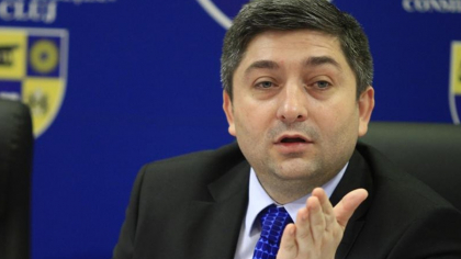 CUTIA NEAGRĂ: Cine este mogulul imobiliar care vrea să preia PNL