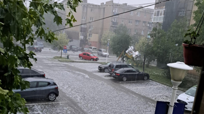 Capitala ar putea închide școlile, din cauza codului roșu de ploi