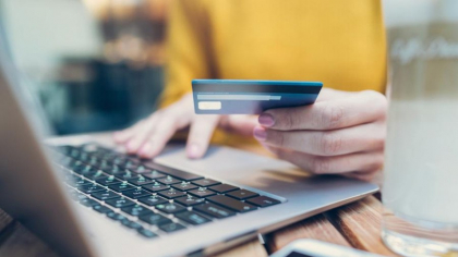 Românii au cumpărat din magazine românești online mărfuri de 11,7 miliarde de lei anul trecut