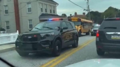 Un suspect a împușcat cinci polițiști, apoi s-a sinucis, în Pennsylvania. Mesajul oficialilor: "Nu vă apropiați de zona incidentului"