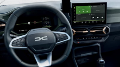 Dacia lansează un nou model. Este disponibil de astăzi în trei variante și se vinde cu un preț de peste 25.000 de euro