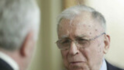 Noi detalii despre starea de sănătate a lui Ion Iliescu. Fostul președinte, internat la ATI