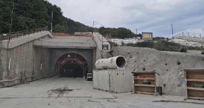 Sibiu-Piteşti motorway advances with the first bored tunnel in Romania