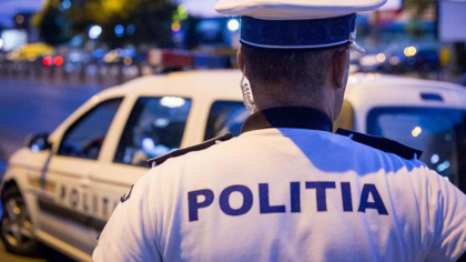 Medic din Roman prins drogat la volan. Poliția a fost alertată de o femeie care l-a văzut în trafic