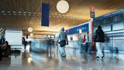 Sistemul de transport paralizat de o grevă generală într-o țară europeană. Ministerul Afacerilor Externe a transmis un avertisment românilor care au planificate călătorii