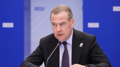 Dmitri Medvedev, decorat de Vladimir Putin cu ordinul „Pentru merite față de Patrie” la împlinirea vârstei de 60 de ani