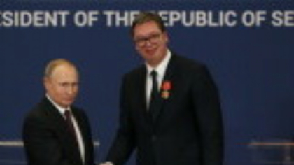 Președintele Vucic vrea în continuare să bage Serbia în UE, chiar dacă abia s-a întors de la Moscova