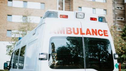 Tragedie în Tbilisi. Doi oameni au murit după ce o clădire rezidențială aflată în stare avansată de degradare s-a prăbușit
