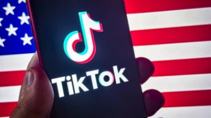 Românii s-au întors pe TikTok ca să afle cu cine să voteze pe 4 mai. Caută îndrumări în videoclipurile postate de candidați