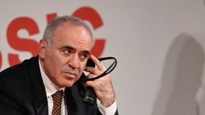 Kasparov îl critică pe Nicușor Dan: „A-ți arăta frica față de un dictator nu face decât să garanteze rezultatul de care te temi”