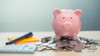 Banca îți dă banii înapoi. Mii de clienți se pot înscrie în program. Unde se fac înscrierile până la 15 decembrie 2025