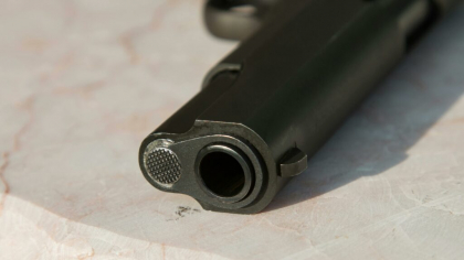 Atac armat la un club din New Hampshire, SUA: Un mort și mai mulți răniți / Suspectul a fost reținut