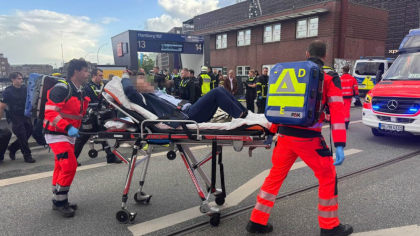 13 răniți după un atac cu cuțitul în Gara Centrală din Hamburg. O femeie a fost arestată