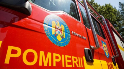 4.800 de pompieri, pregătiți să intervină în minivacanță. Echipaje speciale pe A2, E85 și pe litoral