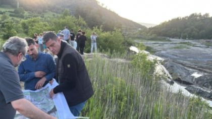 Salinitatea crescută din râul Târnava Mică a început să ucidă și castori după valul de pești morți