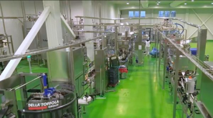 Doi soți din Tecuci au transformat un vis într-o afacere cu lactate de reputație internațională. Zeci de oameni lucrează în fabrica lor