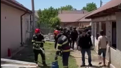 O tânără din Zimnicea a vrut să arunce o casă în aer după ce s-a certat cu iubitul și a fost liniștită doar de mascați