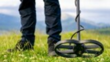 Un vânător de comori german a descoperit un tezaur din argint în 2017 și l-a ascuns. Ce s-a întâmplat câţiva ani mai târziu