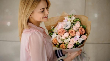 De ce să comanzi flori online? Iată 5 avantaje 
