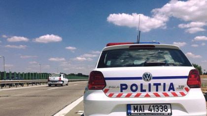 Cadavru descoperit lângă București. Poliţiştii bănuiesc că o șoferiță beată ar fi fugit după ce a ucis un bărbat