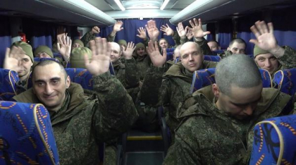 Rusia și Ucraina finalizează cel mai mare schimb de prizonieri de la începutul războiului